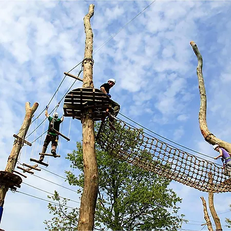 بيت للعطل Cr *